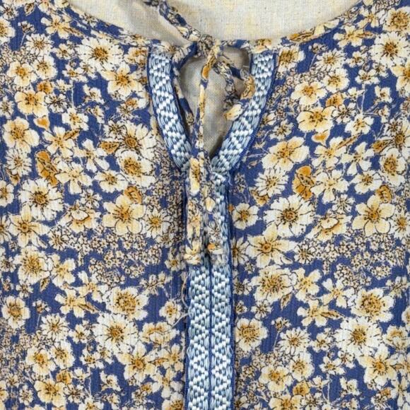 Patrons of Peace Small Tank Top Sleeveless Floral Keyhole Embroidered Ruffled - Picture 2 of 8